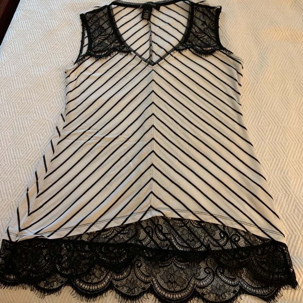 WHBM top